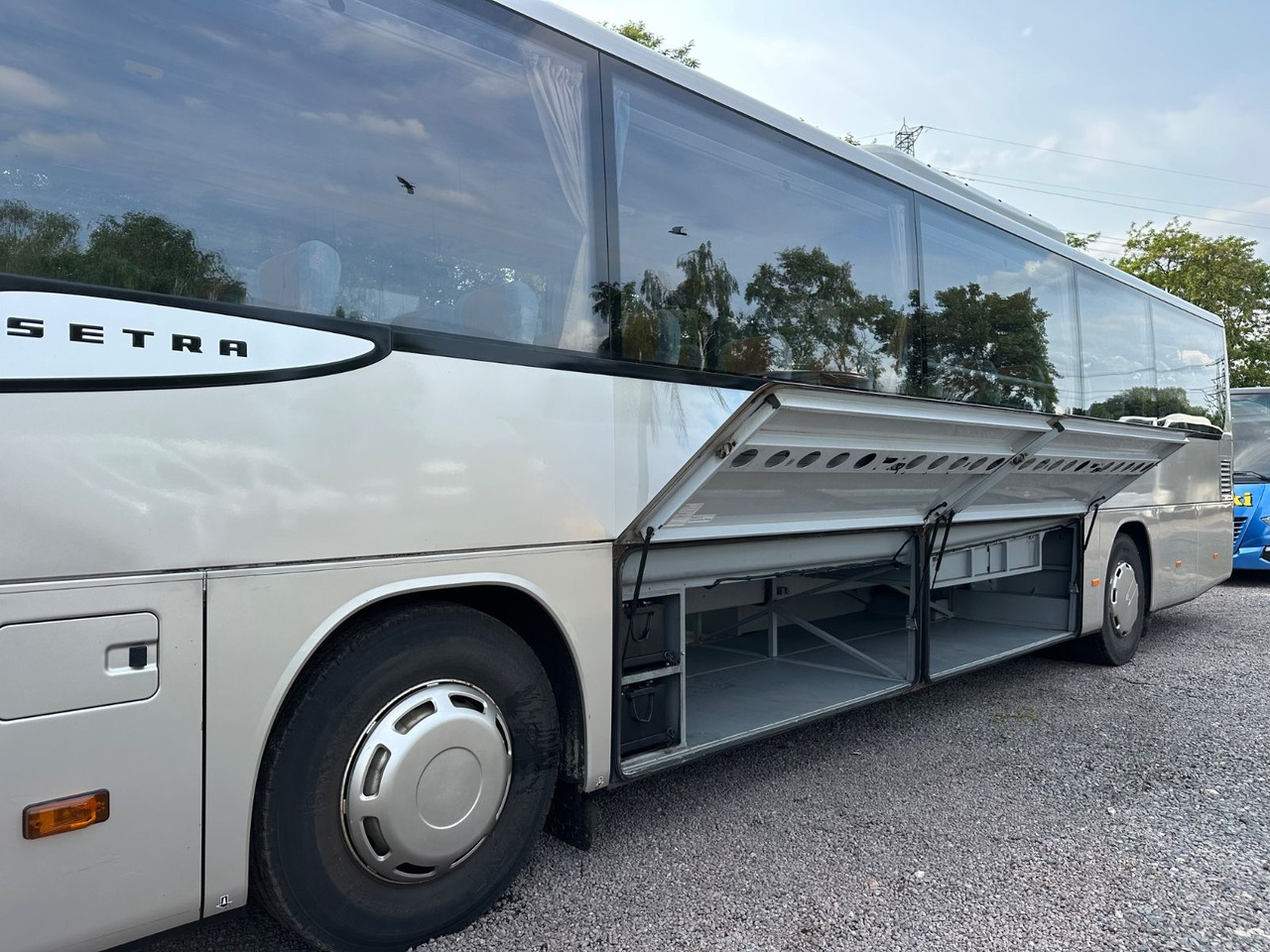 Setra S 415 UL GT (Motor neu*TOP) - Bus pinggiran kota: gambar 4 Setra S 415 UL GT (Motor neu*TOP) - Bus pinggiran kota: gambar 4