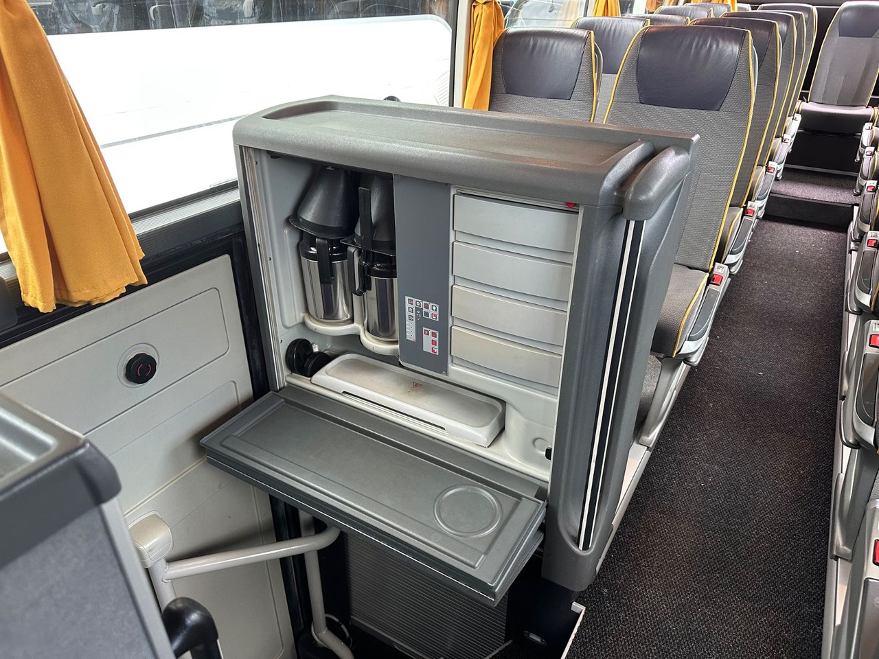 Leasing  Setra S 515 HD (TOP*DE*Schalt) Setra S 515 HD (TOP*DE*Schalt): gambar 20