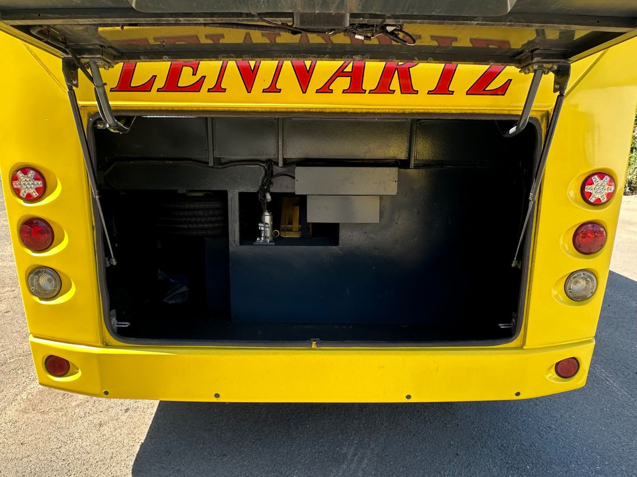 Temsa MD7 plus (wenig Km*34 Sitze*DE) MD9 - Bus mini, Van penumpang: gambar 4 Temsa MD7 plus (wenig Km*34 Sitze*DE) MD9 - Bus mini, Van penumpang: gambar 4