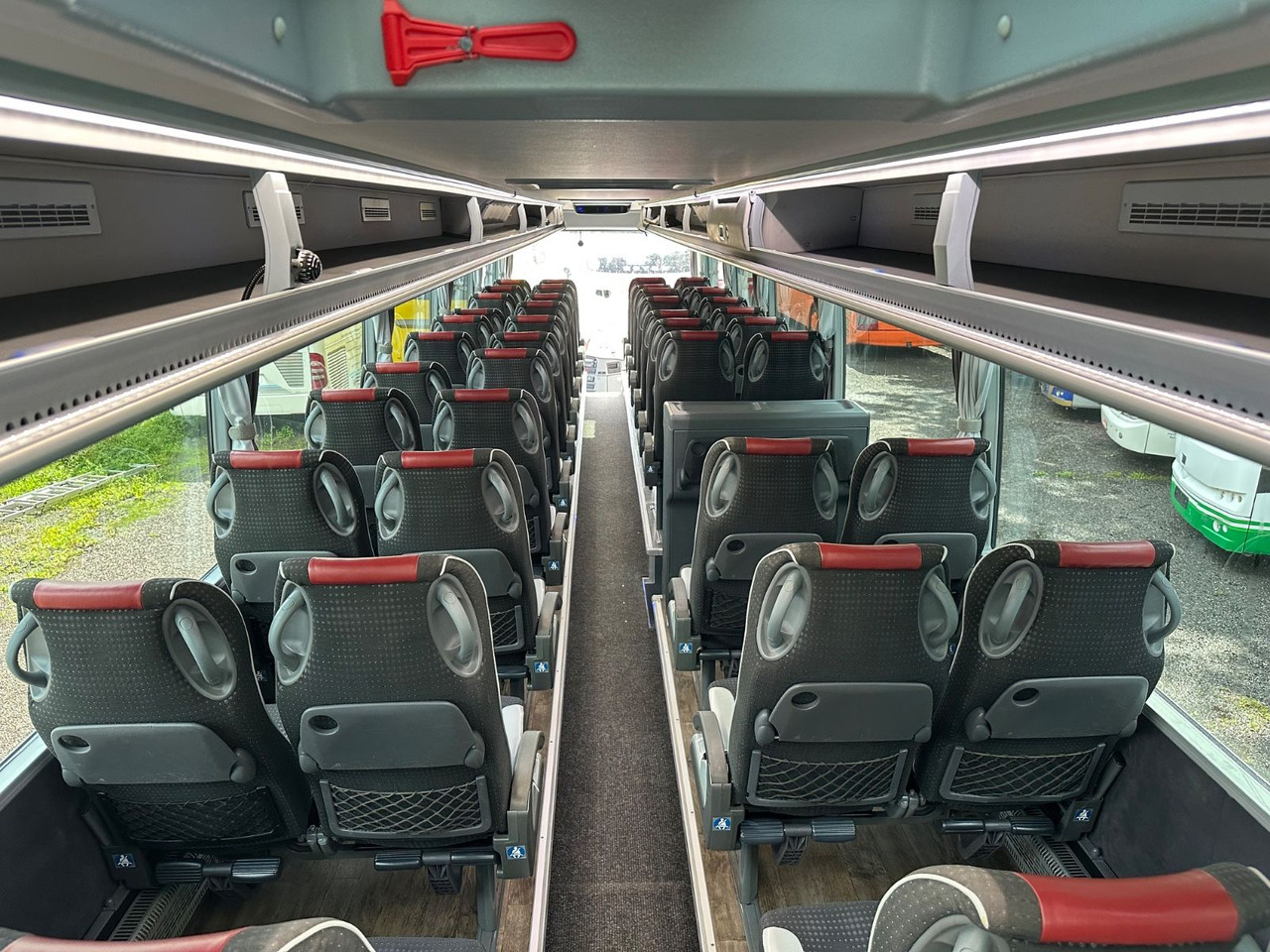 Bus pariwisata Vanhool TX16 Astron (TOP) 417 HDH/ 517 HDH: gambar 23