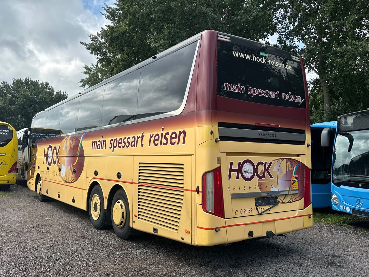 Vanhool TX16 Astron (TOP) 417 HDH/ 517 HDH - Bus pariwisata: gambar 3 Vanhool TX16 Astron (TOP) 417 HDH/ 517 HDH - Bus pariwisata: gambar 3