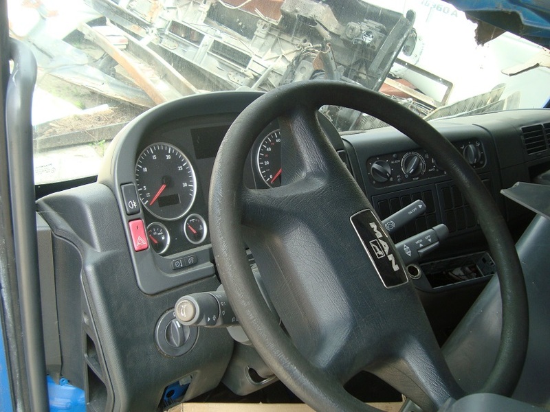 MAN TGL 8.180 10.250 12.240 12.250 12.280 - Kabin: gambar 5 MAN TGL 8.180 10.250 12.240 12.250 12.280 - Kabin: gambar 5